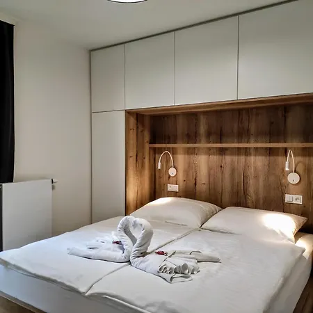 Moderni Rodinny 3kk D8 V Centru Harrachova S Vyhledem Na Skokanske Mustky - By Relax