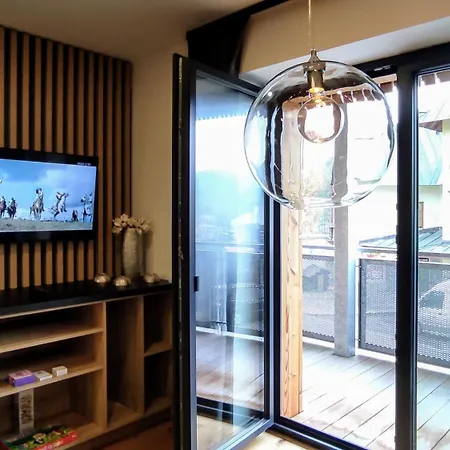 Apartment Moderni Rodinny 3kk D8 V Centru Harrachova S Vyhledem Na Skokanske Mustky - By Relax